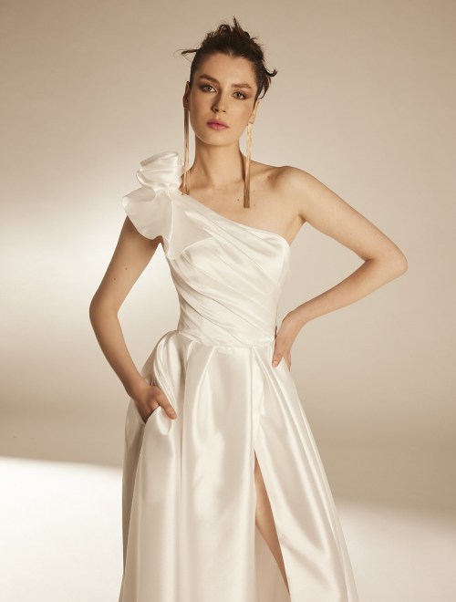 https://elisebride.ro/images/stories/virtuemart/product/KAMEA 1.jpg